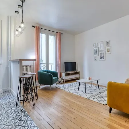 Poissonniere -cosy Near Montmartre Apartment *