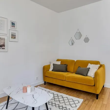 Daire Poissonniere -cosy Near Montmartre Paris